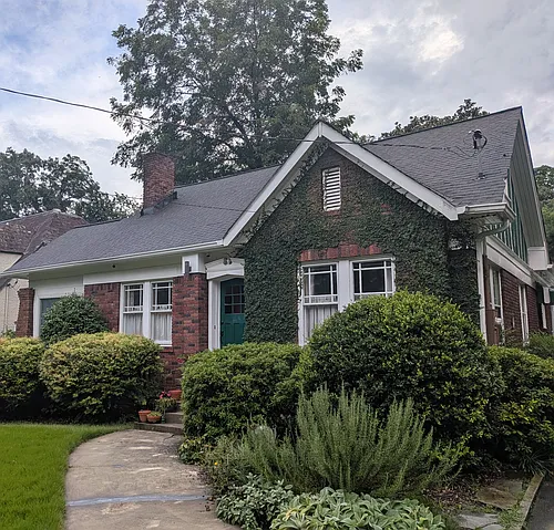 1312 N Morningside Dr NE Photo 1
