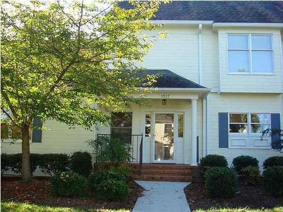 3rd image of 1527 Heritage Landing Dr