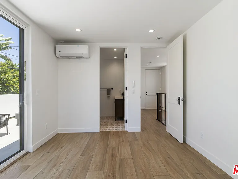 6451 W 6th St #1/2 — Photo 18