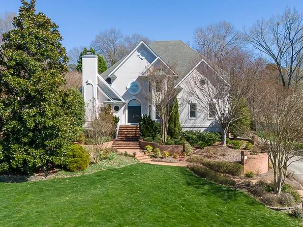 101 Brampton Ct, Winston Salem, NC 27106