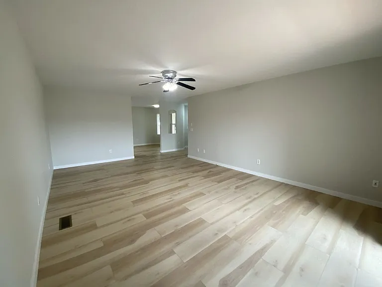 196 Jamie Loop — Photo 9
