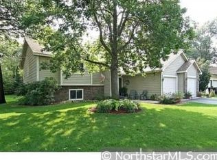 12737 Uplander St NW, Coon Rapids, MN 55448