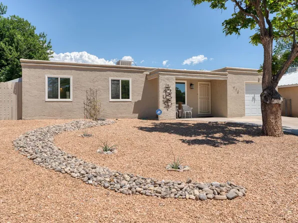 716 La Charles Dr NE, Albuquerque, NM 87123