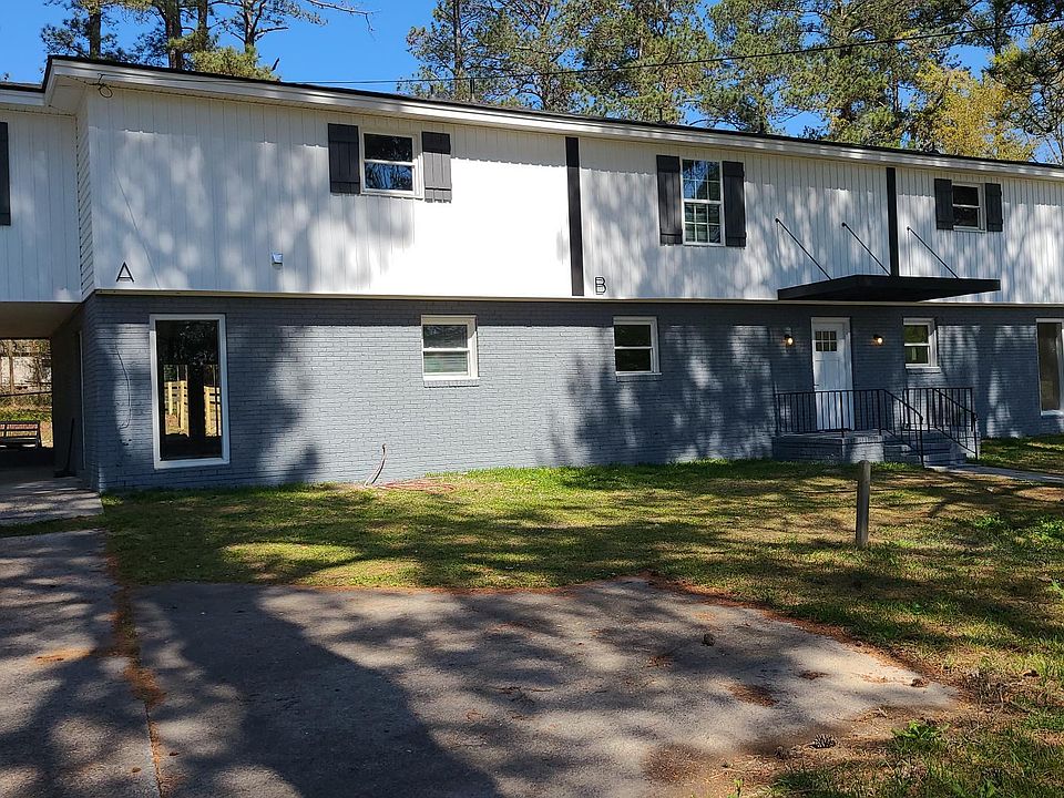 Unit B (middle)