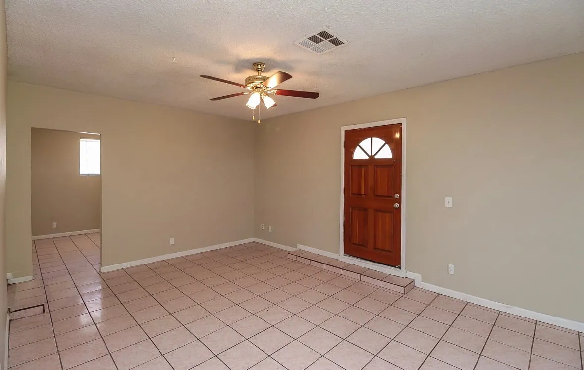 Building Photo - 5630 Basilica Pl