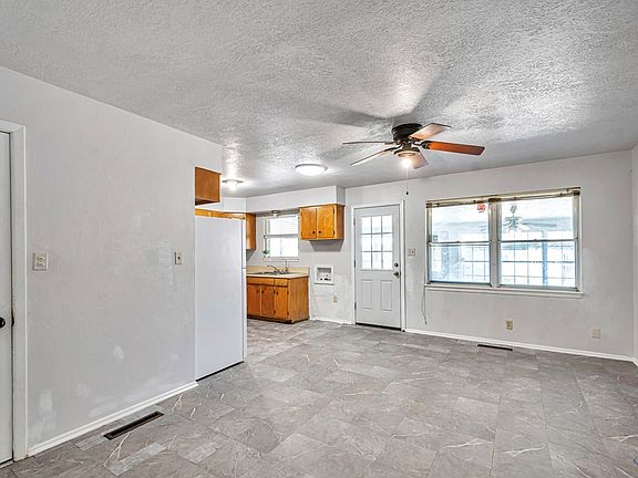4th image of 1311 E 52nd St #1