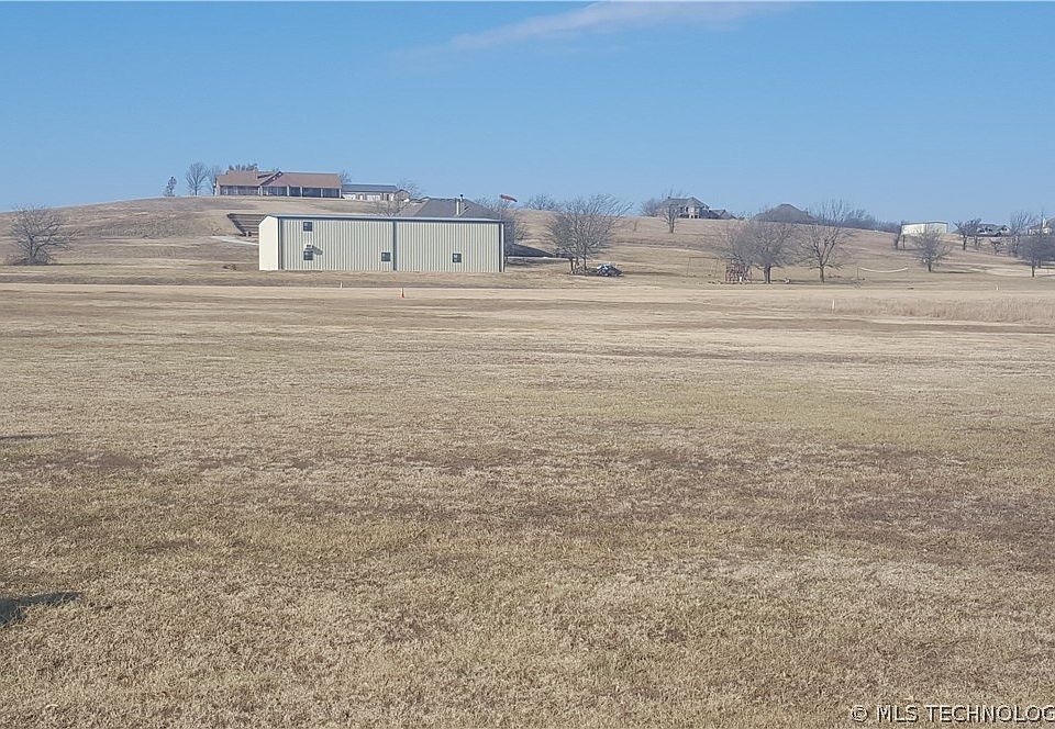 2nd image of 3990 North Rd