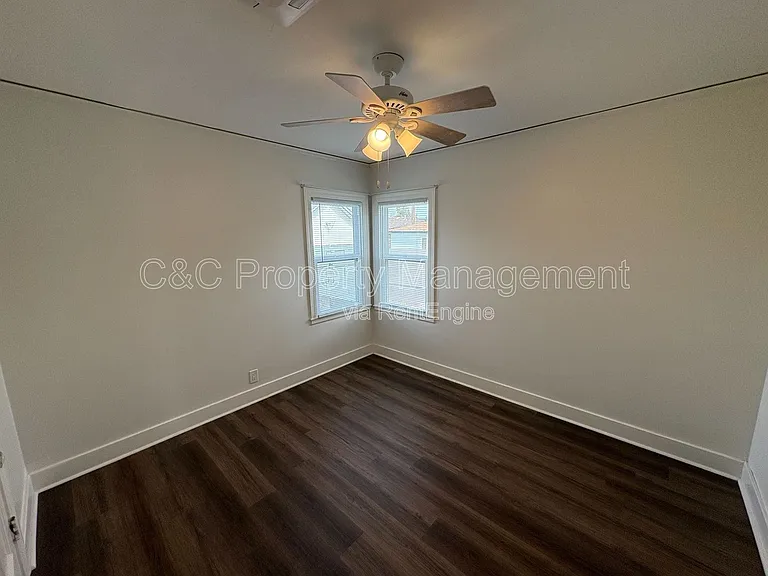 59 W Castle St — Photo 15