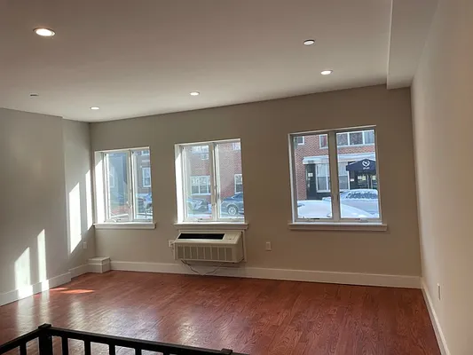 Sold by Alexiou Realty | media 4