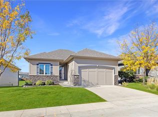 1326 Sedona Dr, West Des Moines, IA 50266