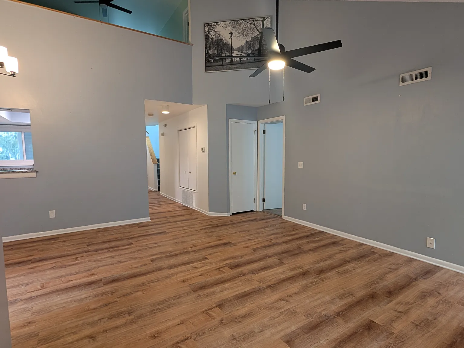 2 bed, 2.5 bath, 1500 sqft, $2,150 — Photo 4