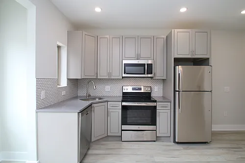 3718 Haverford Ave #2R Photo 1