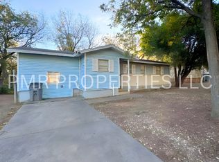 2313 NW 4th St, Lawton, OK 73507