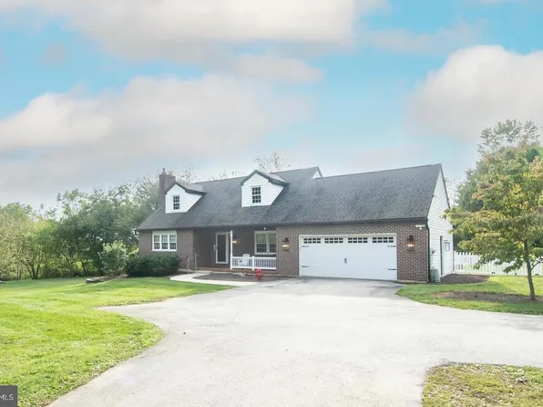 3294 Manor Rd, Coatesville, PA 19320