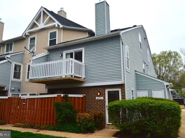 4453 Pembrook Village Dr #144, Alexandria, VA 22309