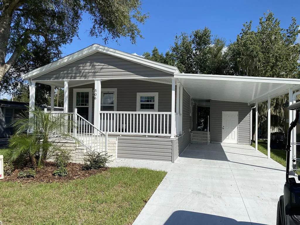 2 bed, 2.0 bath, 990 sqft, $1,199 — Photo 1