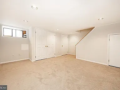 122 Kelmar Ave — Photo 20