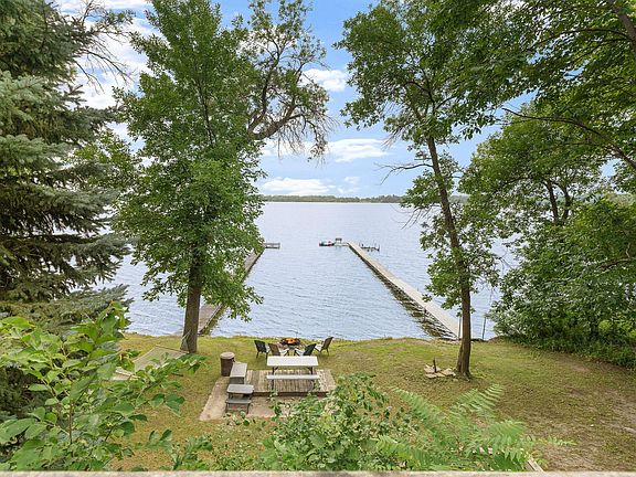 3rd image of 6950 French Lake Ct