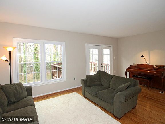 2nd image of 4211 Sleepy Lake Dr