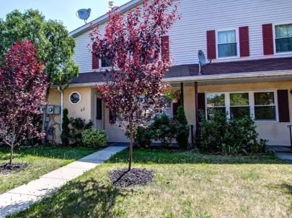 22 Mimosa Ct, Quakertown, PA 18951