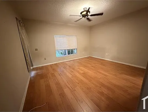 1206 Pendleton Dr — Photo 6