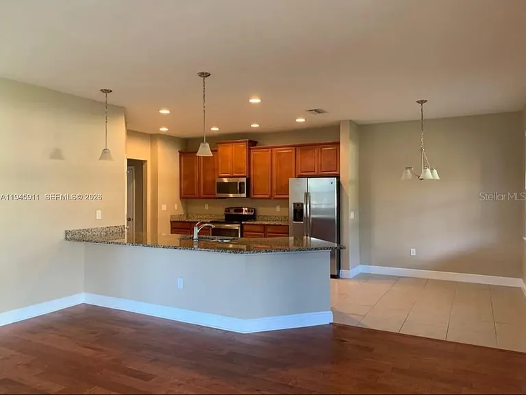 11016 Tahiti Isle Ln — Photo 15