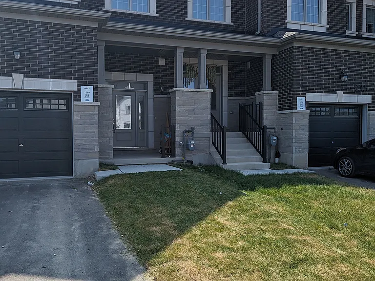Amand Dr — Photo 2