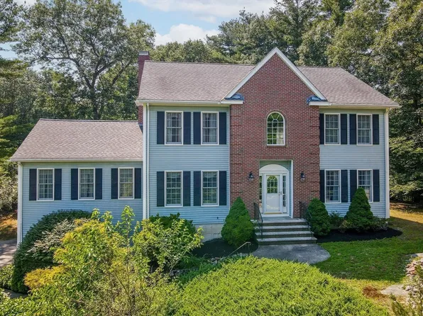 333 Chestnut St, Wilmington, MA 01887