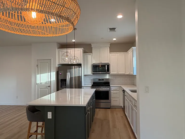 12712 Hawksmoor St — Photo 2