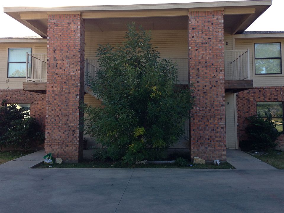Duplex - 2 bed - 2 bath