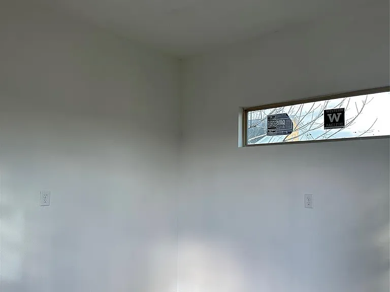 8321 Coma St — Photo 6