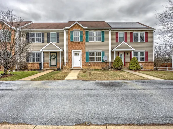 2315 Morris Dr, East Petersburg, PA 17520