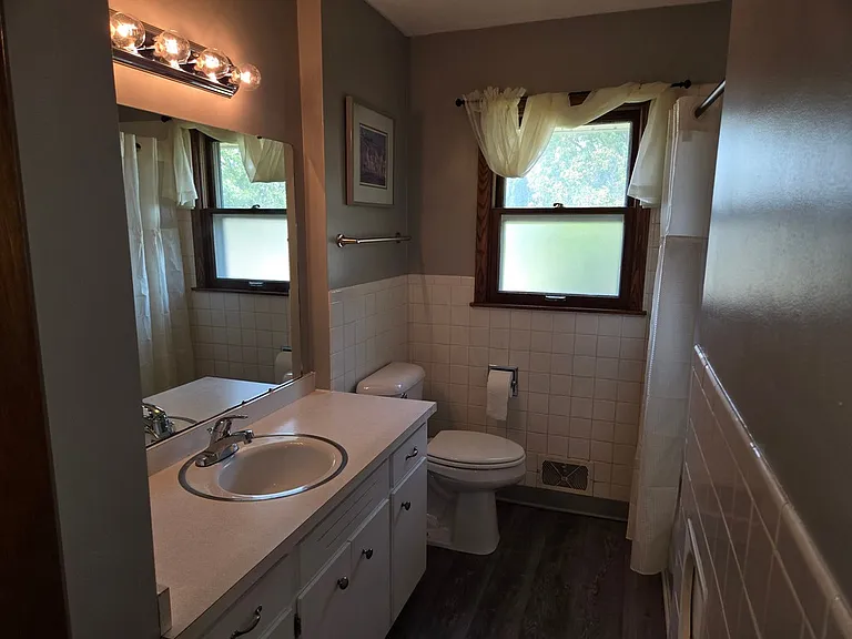 592 Donna Dr — Photo 13