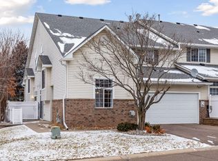 2649 Mallard Dr, Woodbury, MN 55125