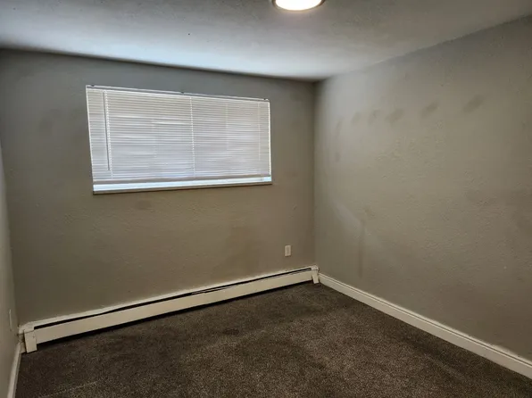 1666 Clinton St APT 2, Aurora, CO 80010