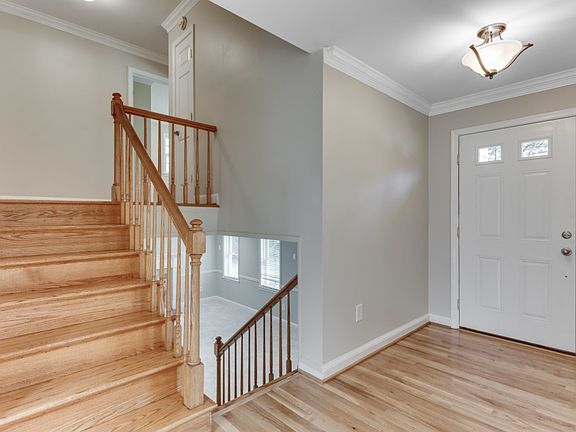 3rd image of 9827 Sudley Manor Dr