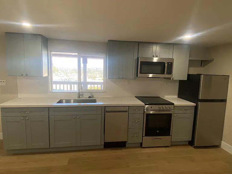 8090 Vista Dr — Photo 8