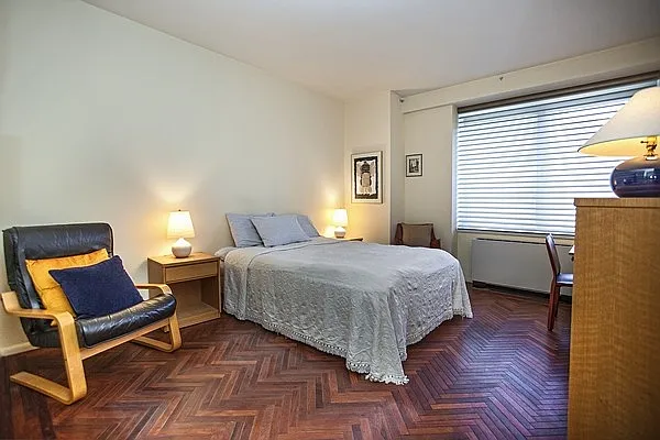 Sold by Nest Seekers International | media 25