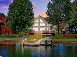 6959 W Redman Dr, Lake City, MI 49651
