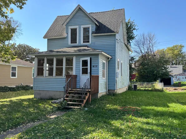 611 Freeborn Ave, Albert Lea, MN 56007