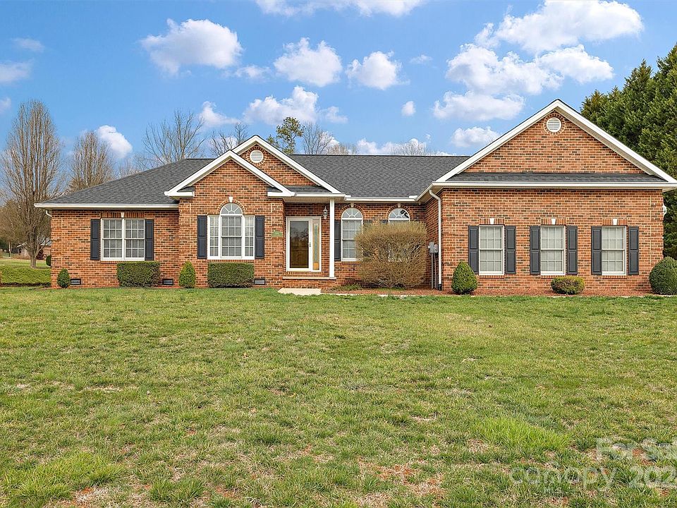 1st image of 1164 Daisy Ln