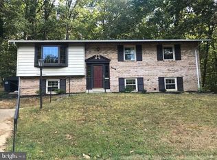 8301 Curry Pl, Hyattsville, MD 20783