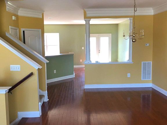 5th image of 16817 Sweeney Ln