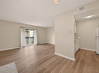 1516 Bay Area Blvd APT H10, Houston, TX 77058