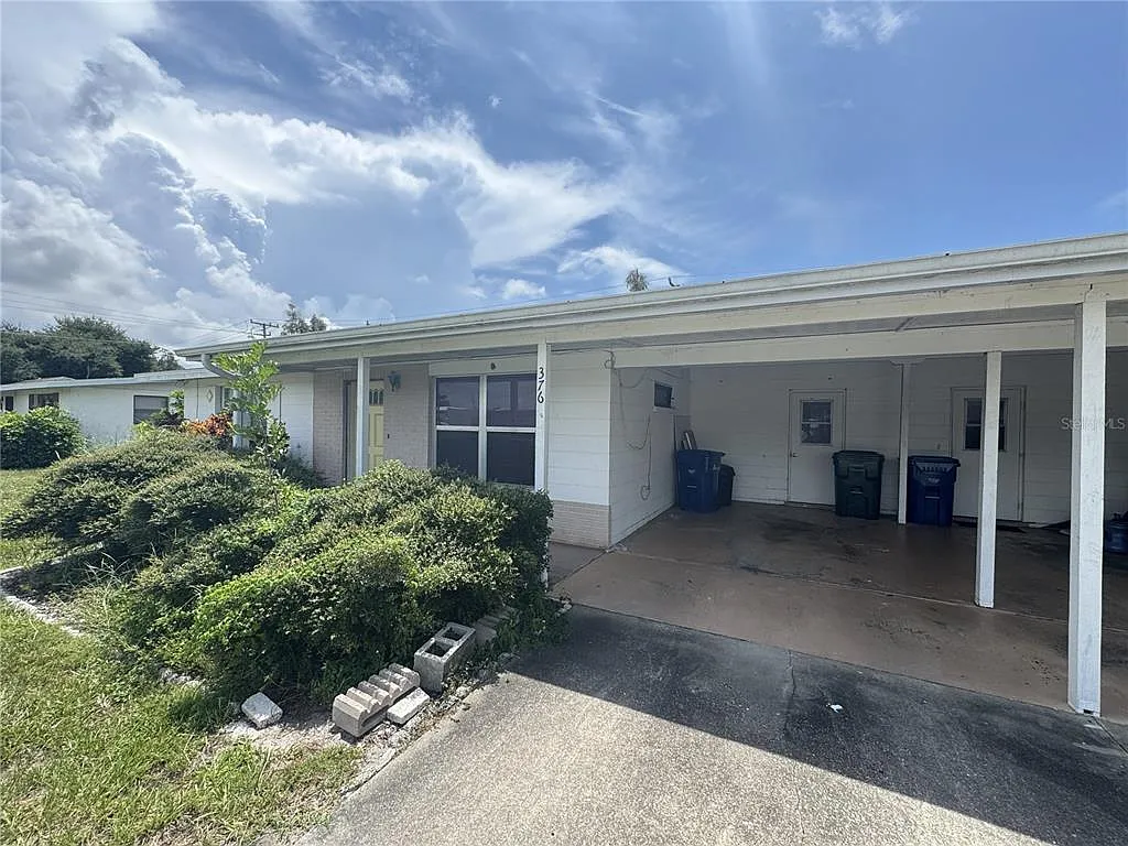 2 bed, 1.0 bath, 750 sqft, $1,400 — Photo 1