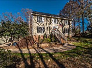 471 Buckhurst Dr, Kernersville, NC 27284