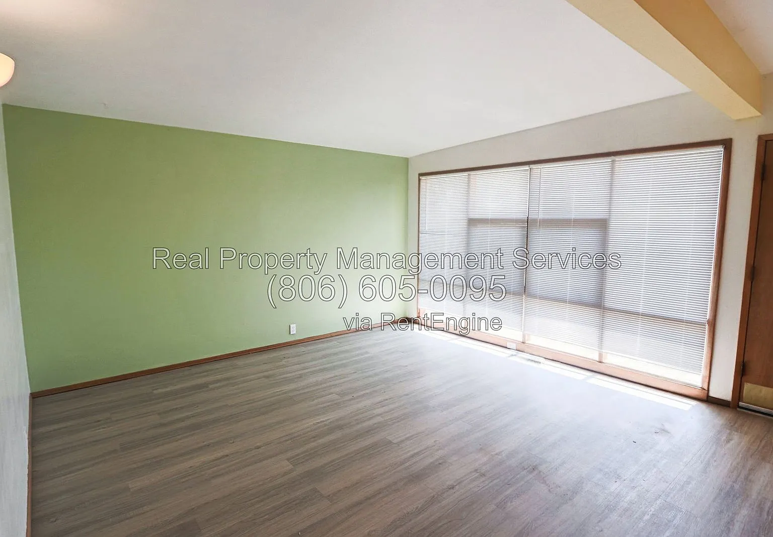 3 bed, 1.0 bath, 1120 sqft, $1,045 — Photo 2