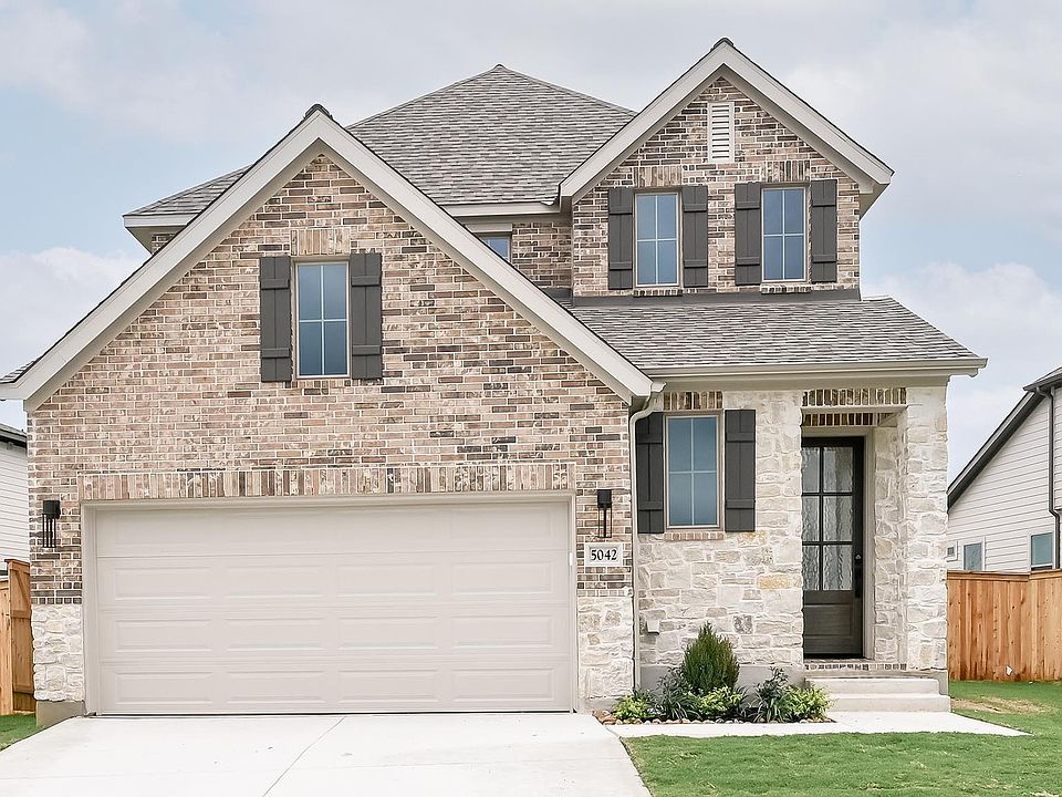 1st image of 5042 Obispo Cir