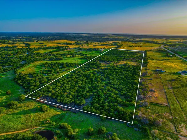 101 Crumley Ln, Gatesville, TX 76528