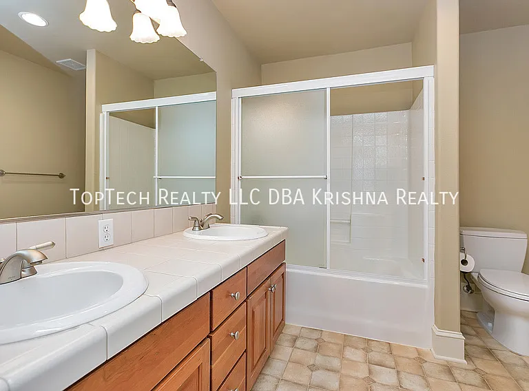 12649 NW Bayonne Ln — Photo 14